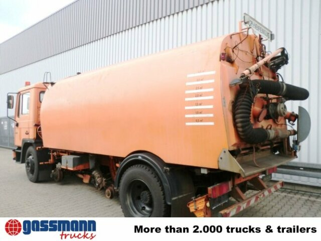 MAN M03 14.152 4x2, Schienenkehrmaschine - Spazzatrice stradale: foto 5 MAN M03 14.152 4x2, Schienenkehrmaschine - Spazzatrice stradale: foto 5