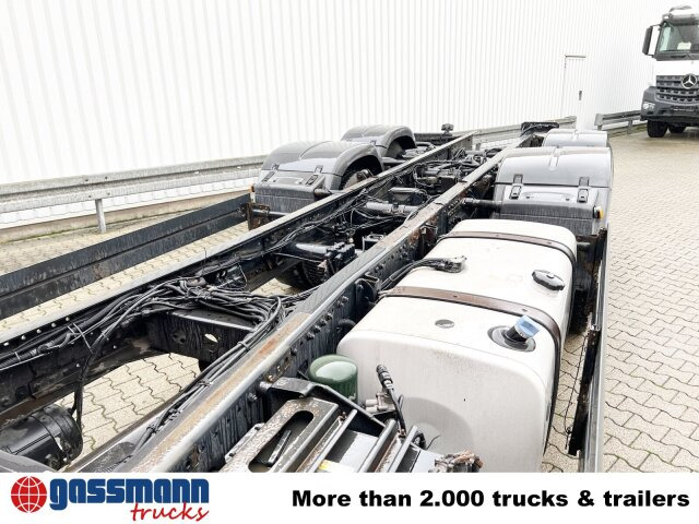 MAN TGX 26.440 6x2-2 LL, Lenk-Liftachse - Autocarro telaio: foto 3 MAN TGX 26.440 6x2-2 LL, Lenk-Liftachse - Autocarro telaio: foto 3