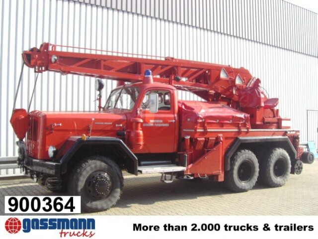 Magirus Deutz Magirus Uranus 250D 22 KW16 - Autopompa, Camion con gru: foto 1 Magirus Deutz Magirus Uranus 250D 22 KW16 - Autopompa, Camion con gru: foto 1