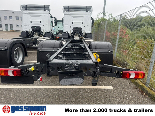 Mercedes-Benz Actros 1827/30 L 4x2, Gardine, LBW - Autocarro con pianale/ Cassone fisso: foto 2 Mercedes-Benz Actros 1827/30 L 4x2, Gardine, LBW - Autocarro con pianale/ Cassone fisso: foto 2