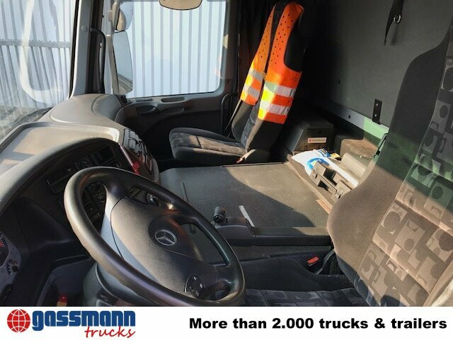 Mercedes-Benz Actros 1841 L 4x2, Esterer Tankaufbau ca. - Camion cisterna: foto 5 Mercedes-Benz Actros 1841 L 4x2, Esterer Tankaufbau ca. - Camion cisterna: foto 5