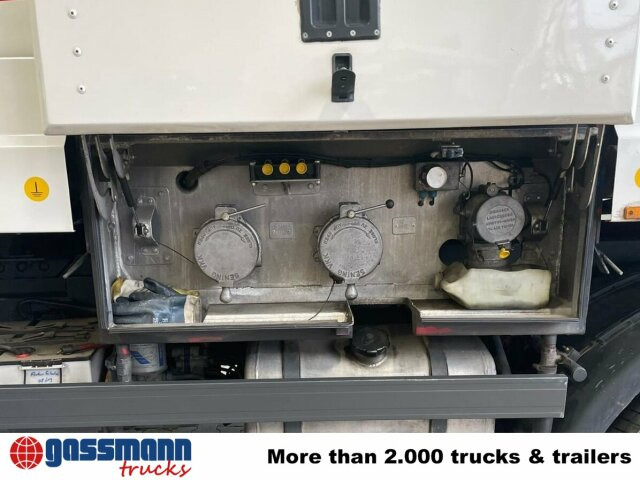 Mercedes-Benz Actros 1844 L 4x2, Tank 14.250l - Camion cisterna: foto 3 Mercedes-Benz Actros 1844 L 4x2, Tank 14.250l - Camion cisterna: foto 3