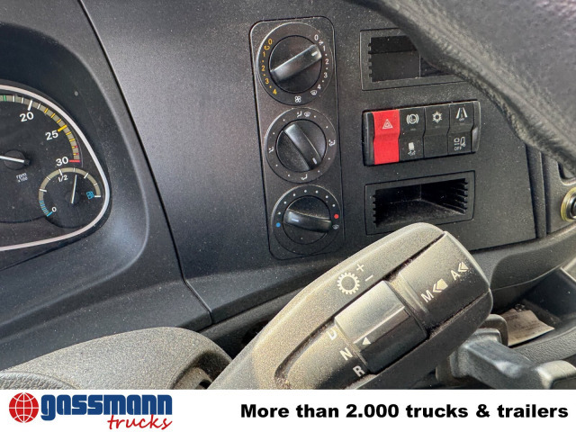 Mercedes-Benz Atego 1221 L 4x2 mit LBW BÄR - Autocarro con pianale/ Cassone fisso: foto 2 Mercedes-Benz Atego 1221 L 4x2 mit LBW BÄR - Autocarro con pianale/ Cassone fisso: foto 2