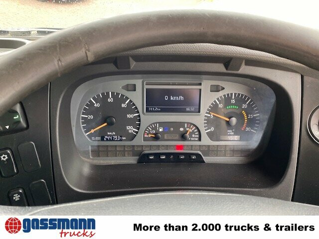 Mercedes-Benz Atego 1524 L 4x2 Kehrmaschine FAUN Viajet - Spazzatrice stradale: foto 4 Mercedes-Benz Atego 1524 L 4x2 Kehrmaschine FAUN Viajet - Spazzatrice stradale: foto 4