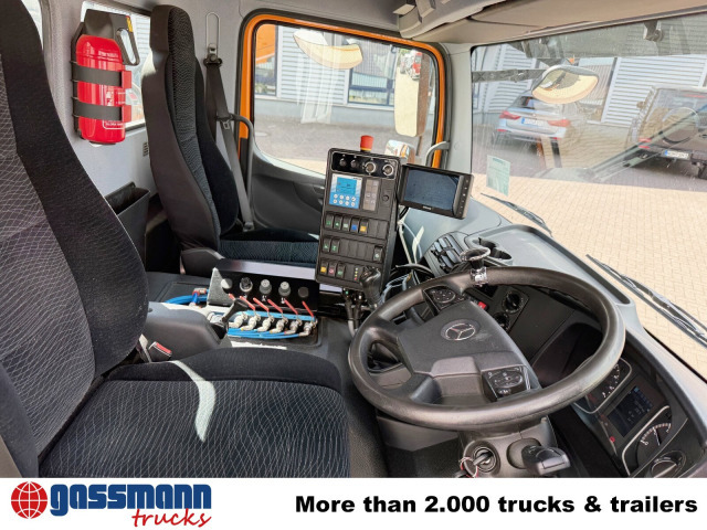 Mercedes-Benz Atego 1524 LKO 4x2, Kehrmaschine FAUN Viajet 6RH - Spazzatrice stradale: foto 4 Mercedes-Benz Atego 1524 LKO 4x2, Kehrmaschine FAUN Viajet 6RH - Spazzatrice stradale: foto 4