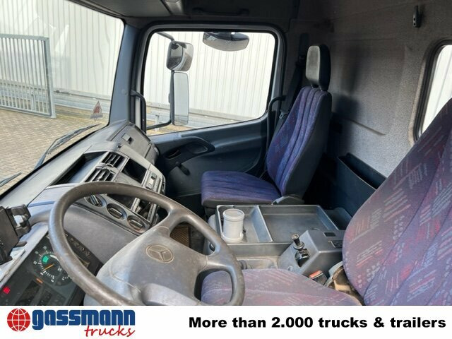 Mercedes-Benz Atego 818 4x2 - Autocarro con pianale/ Cassone fisso: foto 3 Mercedes-Benz Atego 818 4x2 - Autocarro con pianale/ Cassone fisso: foto 3