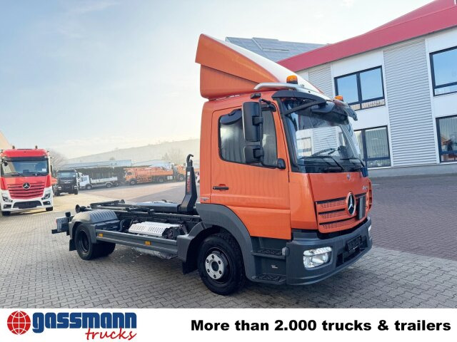 Autocarro scarrabile Mercedes-Benz Atego 824 L 4x2, Motorabtrieb, City-Abroller: foto 9 Autocarro scarrabile Mercedes-Benz Atego 824 L 4x2, Motorabtrieb, City-Abroller: foto 9