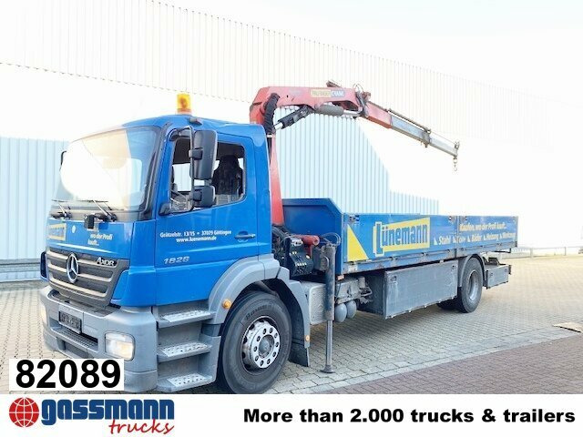 Mercedes-Benz Axor 1828 L 4x2 mit Kran Palfinger PK 9501, Funk - Autocarro con pianale/ Cassone fisso, Camion con gru: foto 1 Mercedes-Benz Axor 1828 L 4x2 mit Kran Palfinger PK 9501, Funk - Autocarro con pianale/ Cassone fisso, Camion con gru: foto 1