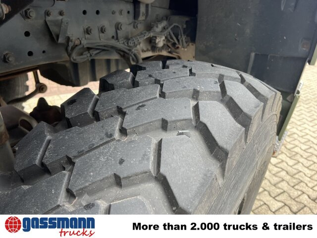 Mercedes-Benz Axor 1829 A 4x4, Ex- - Autocarro con pianale/ Cassone fisso: foto 2 Mercedes-Benz Axor 1829 A 4x4, Ex- - Autocarro con pianale/ Cassone fisso: foto 2