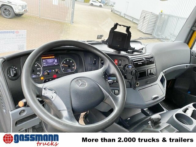 Mercedes-Benz Axor 1833 L 4x2 mit Heckkran Hiab XS 133 K-2 - Autocarro con pianale/ Cassone fisso, Camion con gru: foto 3 Mercedes-Benz Axor 1833 L 4x2 mit Heckkran Hiab XS 133 K-2 - Autocarro con pianale/ Cassone fisso, Camion con gru: foto 3