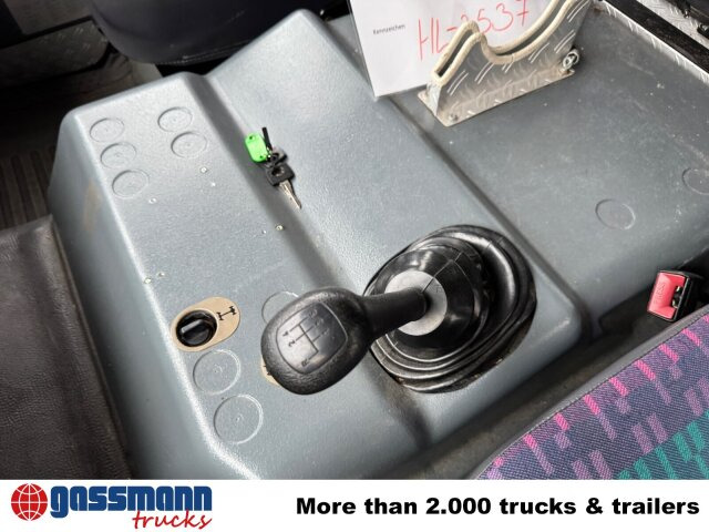 Mercedes-Benz LK 814 F 4x2 Doka, Löschfahrzeug LF8/6 - Autopompa: foto 3 Mercedes-Benz LK 814 F 4x2 Doka, Löschfahrzeug LF8/6 - Autopompa: foto 3