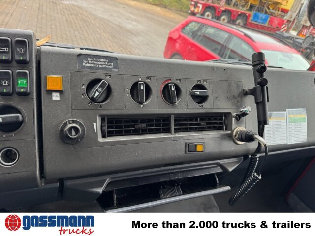 Mercedes-Benz LK 814 F 4x2 Doka, Löschfahrzeug LF8/6 - Autopompa: foto 4 Mercedes-Benz LK 814 F 4x2 Doka, Löschfahrzeug LF8/6 - Autopompa: foto 4