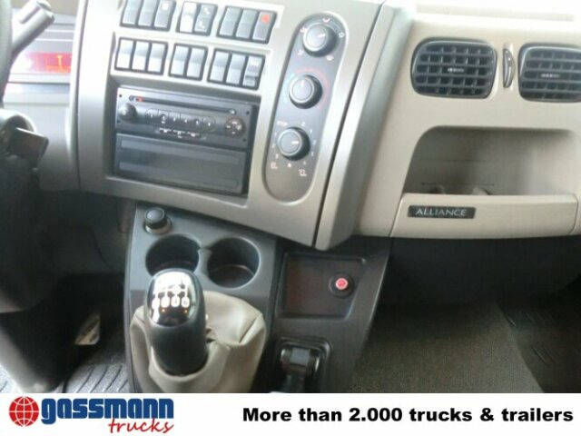 Renault Midlum 220 DXi 4x2Getränkekoffer TÜV:2019 - Autocarro trasporto di bevande: foto 2 Renault Midlum 220 DXi 4x2Getränkekoffer TÜV:2019 - Autocarro trasporto di bevande: foto 2