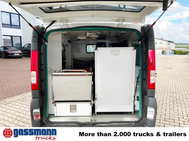 Renault Trafik 2.0 dCi115 4x2, Krankentransporter - Ambulanza: foto 2 Renault Trafik 2.0 dCi115 4x2, Krankentransporter - Ambulanza: foto 2