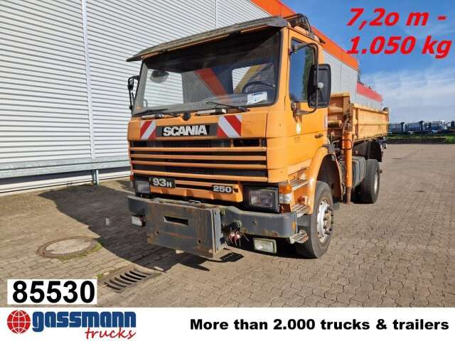 Scania 93H 250 4x4 mit Kran Palfinger PK8000, - Autocarro ribaltabile, Camion con gru: foto 1 Scania 93H 250 4x4 mit Kran Palfinger PK8000, - Autocarro ribaltabile, Camion con gru: foto 1