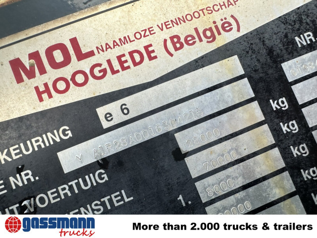 815 4x2 Terminal Tractor, Rangierfahrzeug - Trattore stradale: foto 4 815 4x2 Terminal Tractor, Rangierfahrzeug - Trattore stradale: foto 4