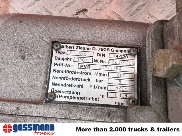 Unimog U 1300 L 4x4 Doka, LF8 - Autopompa: foto 3 Unimog U 1300 L 4x4 Doka, LF8 - Autopompa: foto 3