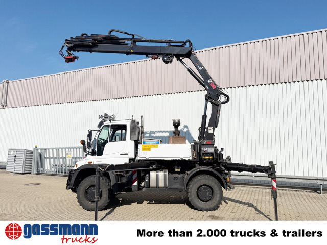 Unimog U400 4x4, Frontzapfwelle, Heckkran Hiab XS - Autocarro con pianale/ Cassone fisso, Camion con gru: foto 5 Unimog U400 4x4, Frontzapfwelle, Heckkran Hiab XS - Autocarro con pianale/ Cassone fisso, Camion con gru: foto 5