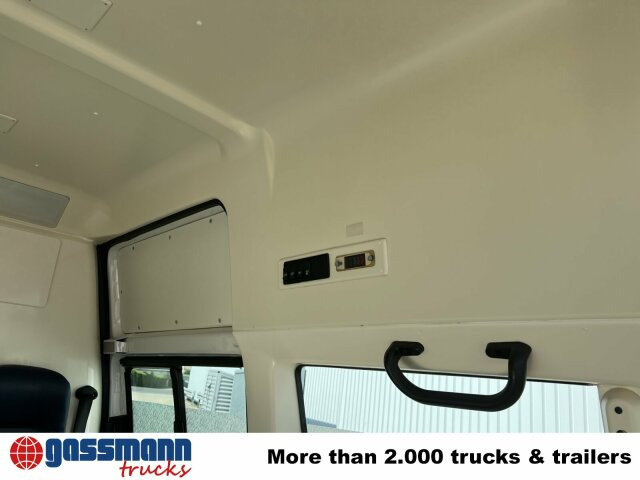 Volkswagen T5 2.0 TDI 4x2, Krankenwagen - Ambulanza: foto 2 Volkswagen T5 2.0 TDI 4x2, Krankenwagen - Ambulanza: foto 2