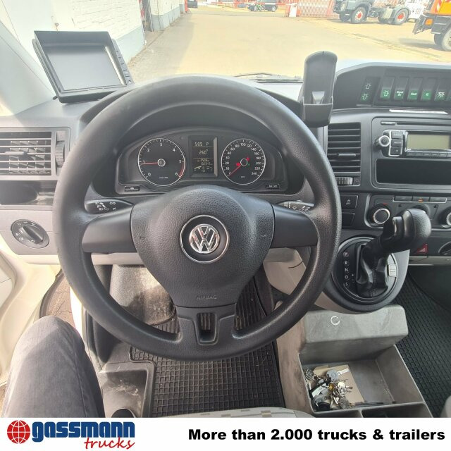 Volkswagen T5 2.0 TDI, Krankenwagen - Ambulanza: foto 4 Volkswagen T5 2.0 TDI, Krankenwagen - Ambulanza: foto 4