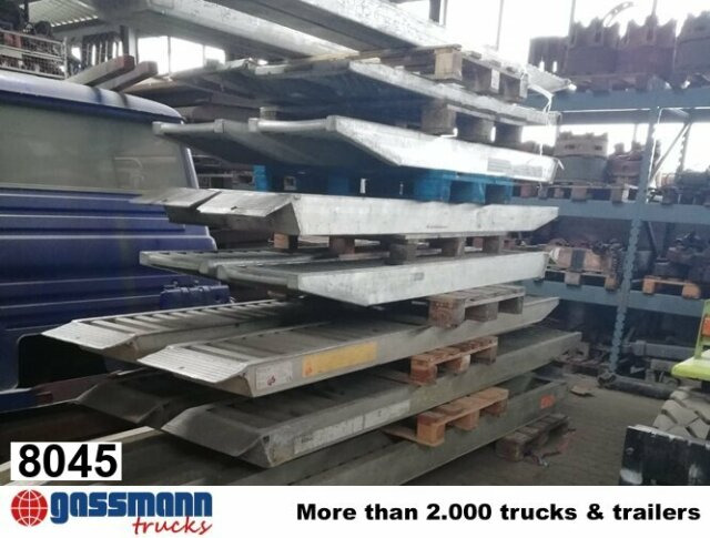 Versch. Alu Auffahrrampen - Rampa di carico: foto 1 Versch. Alu Auffahrrampen - Rampa di carico: foto 1