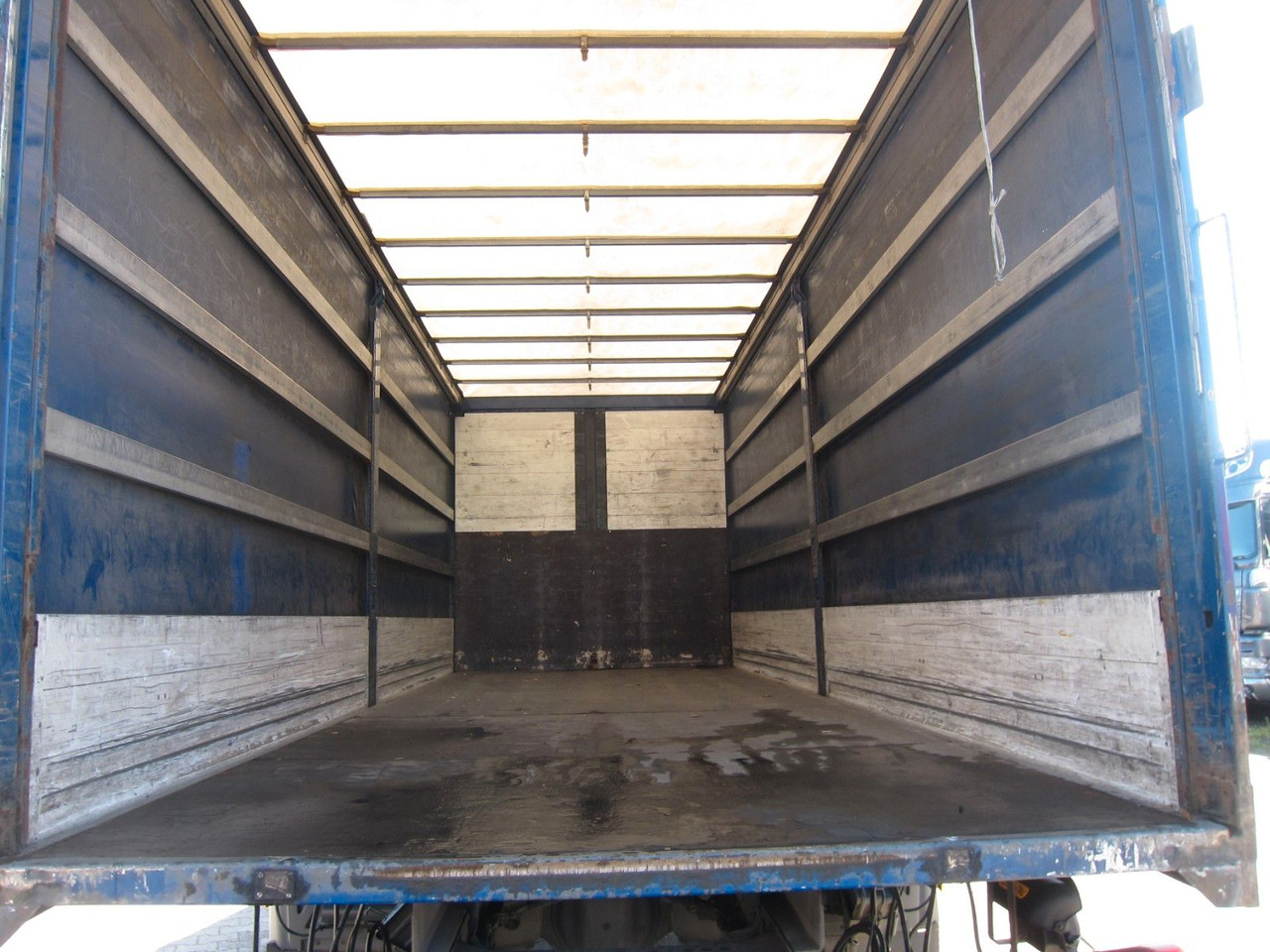 Leasing di  Mercedes-Benz Atego 1521 L Bordwande LBW 338tkm E6 Mercedes-Benz Atego 1521 L Bordwande LBW 338tkm E6: foto 13
