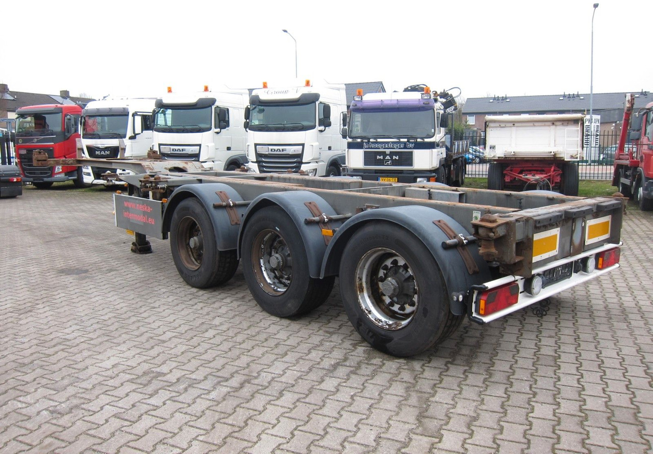 Renders Euro 902 Multi All connections 2xExtendable BPW - Semirimorchio portacontainer/ Caisse interchangeable: foto 3 Renders Euro 902 Multi All connections 2xExtendable BPW - Semirimorchio portacontainer/ Caisse interchangeable: foto 3