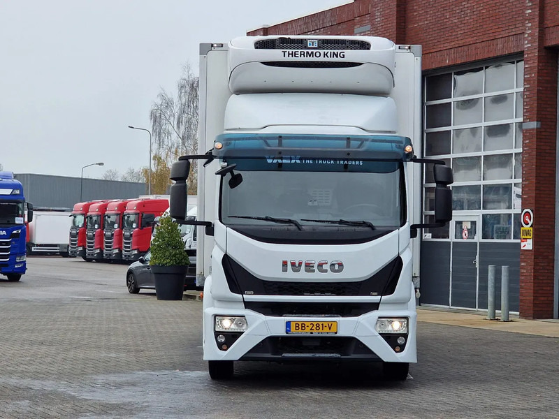 Iveco Eurocargo 120.250 4x2 - Thermoking T-800R Frigo - Loadlift - Euro 6 - Automatic - Autocarro cella isotermica: foto 2 Iveco Eurocargo 120.250 4x2 - Thermoking T-800R Frigo - Loadlift - Euro 6 - Automatic - Autocarro cella isotermica: foto 2