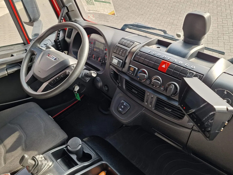Autocarro furgonato Iveco Eurocargo 75-190 Isotherm box - Zepro loadlift - Low KM - Airco - Euro 6: foto 15