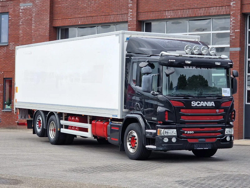 Scania P280 6x2*4 - Box - Loadlift - Low KM - Steering axle - Euro 6 - Full air - Autocarro furgonato: foto 1 Scania P280 6x2*4 - Box - Loadlift - Low KM - Steering axle - Euro 6 - Full air - Autocarro furgonato: foto 1