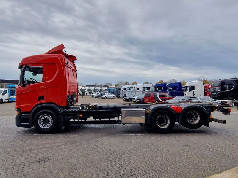 Scania R540 NGS 6x2 - BDF - Retarder - Full air - Navi - Led - Fridge - 4.95 WB - Autocarro portacontainer/ Caisse interchangeable: foto 4 Scania R540 NGS 6x2 - BDF - Retarder - Full air - Navi - Led - Fridge - 4.95 WB - Autocarro portacontainer/ Caisse interchangeable: foto 4