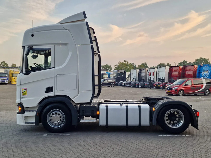 Scania R450 NGS Highline 4x2 - Retarder - Full air - Led - Navi - 2x tank - Trattore stradale: foto 4 Scania R450 NGS Highline 4x2 - Retarder - Full air - Led - Navi - 2x tank - Trattore stradale: foto 4
