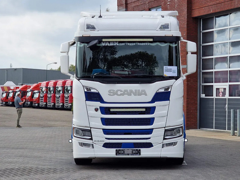 Scania R540 NGS 6x2 - Retarder - Full air - 3.95 WB - Custom interior - Trattore stradale: foto 2 Scania R540 NGS 6x2 - Retarder - Full air - 3.95 WB - Custom interior - Trattore stradale: foto 2
