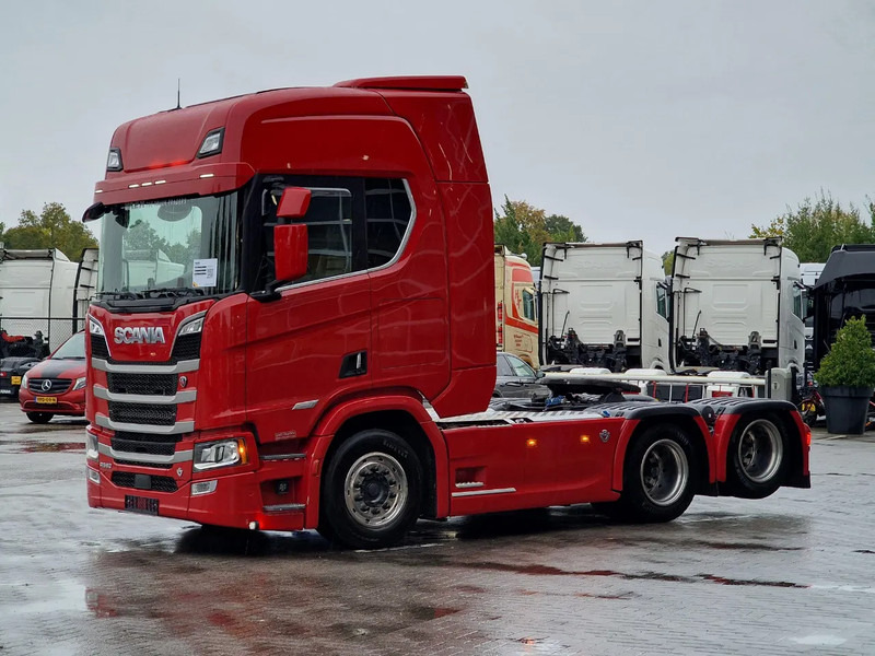 Scania R580 V8 NGS Highline 6x2 - Retarder - Leather - Full air - 3.15 WB - Navi - Led - No EGR - Trattore stradale: foto 3 Scania R580 V8 NGS Highline 6x2 - Retarder - Leather - Full air - 3.15 WB - Navi - Led - No EGR - Trattore stradale: foto 3