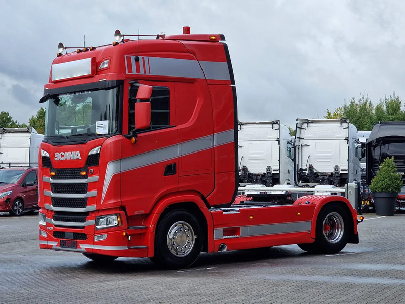 Scania S500 NGS Highline 4x2 - Retarder - Night clima - 2x tank - Full spoiler - Led - Trattore stradale: foto 4 Scania S500 NGS Highline 4x2 - Retarder - Night clima - 2x tank - Full spoiler - Led - Trattore stradale: foto 4
