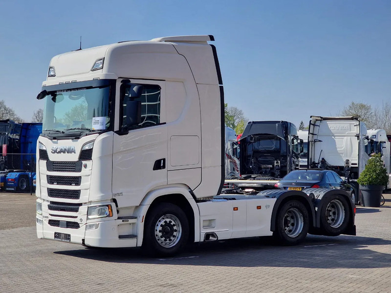 Scania S580 V8 NGS Highline 6x2 - Retarder - Full air - 3.15 WB - Navi - Led - Trattore stradale: foto 3 Scania S580 V8 NGS Highline 6x2 - Retarder - Full air - 3.15 WB - Navi - Led - Trattore stradale: foto 3