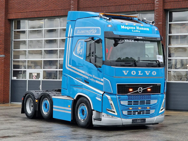 Volvo FH 13.500 Globetrotter 6x2 - I Save - PTO/hydraulics - Full air - Custom interior - Trattore stradale: foto 1 Volvo FH 13.500 Globetrotter 6x2 - I Save - PTO/hydraulics - Full air - Custom interior - Trattore stradale: foto 1