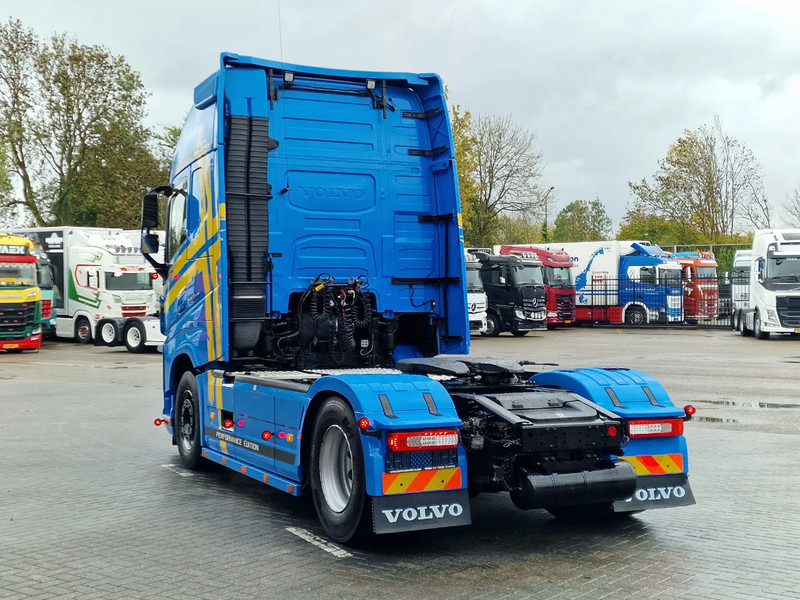 Volvo FH 13.540 Globetrotter XL 4x2 - Performance edition - I parkcool - Full air - Bull bar - Trattore stradale: foto 5 Volvo FH 13.540 Globetrotter XL 4x2 - Performance edition - I parkcool - Full air - Bull bar - Trattore stradale: foto 5