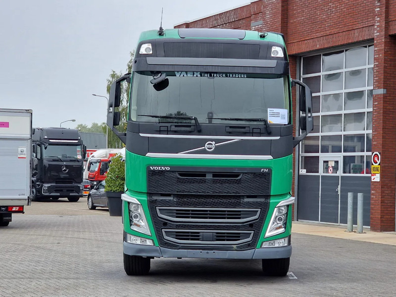 Volvo FH 13.460 Globetrotter 6x2 - Chassis - 4.60 WB - HUB Reduction - LNG - Autocarro telaio: foto 2 Volvo FH 13.460 Globetrotter 6x2 - Chassis - 4.60 WB - HUB Reduction - LNG - Autocarro telaio: foto 2