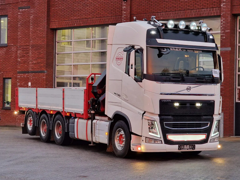 Volvo FH 13.540 8x4*4 - HMF2620 K6 Crane 2017 with remote - Retarder - HUB reduction - Camion con gru: foto 2 Volvo FH 13.540 8x4*4 - HMF2620 K6 Crane 2017 with remote - Retarder - HUB reduction - Camion con gru: foto 2