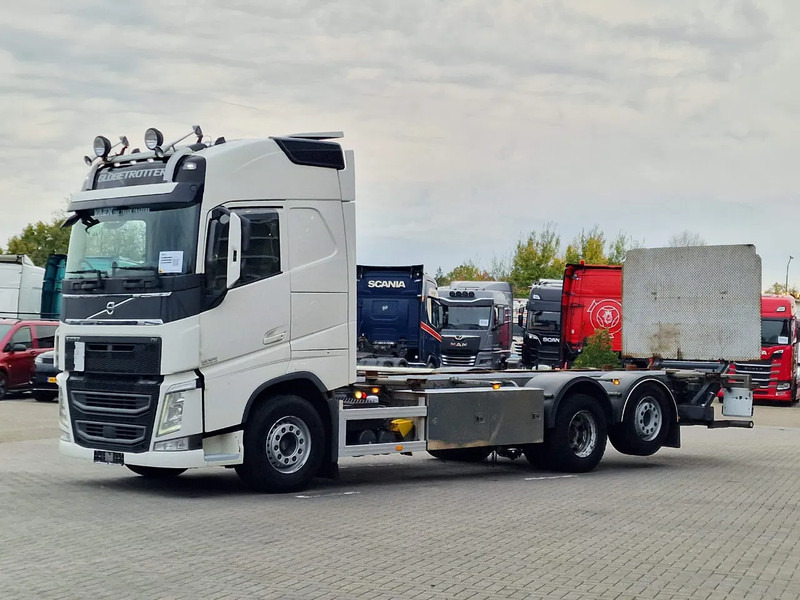 Volvo FH 13.540 Globetrotter 6x2 - BDF - Loadlift - Full air - I parkcool - 4.80 WB - Autocarro portacontainer/ Caisse interchangeable: foto 3 Volvo FH 13.540 Globetrotter 6x2 - BDF - Loadlift - Full air - I parkcool - 4.80 WB - Autocarro portacontainer/ Caisse interchangeable: foto 3