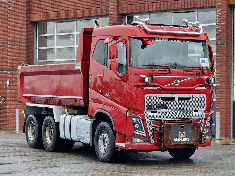 Volvo FH 16.750 6x4 Tipper - Retarder - HUB reduction - Full air - Autocarro ribaltabile: foto 2 Volvo FH 16.750 6x4 Tipper - Retarder - HUB reduction - Full air - Autocarro ribaltabile: foto 2