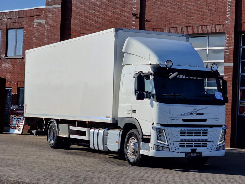 Volvo FM 330 4x2 - Carrier MT 18 Frigo - Loadlift - Full air - Sleepercab - Autocarro frigorifero: foto 1 Volvo FM 330 4x2 - Carrier MT 18 Frigo - Loadlift - Full air - Sleepercab - Autocarro frigorifero: foto 1