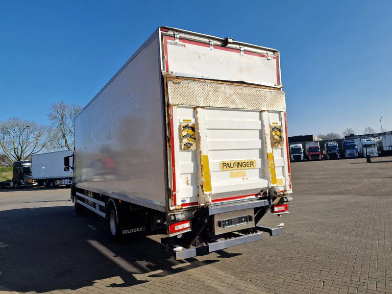 Volvo FM 330 4x2 - Carrier MT 18 Frigo - Loadlift - Full air - Sleepercab - Autocarro frigorifero: foto 5 Volvo FM 330 4x2 - Carrier MT 18 Frigo - Loadlift - Full air - Sleepercab - Autocarro frigorifero: foto 5