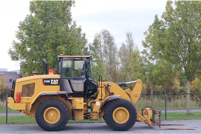 Caterpillar 938 M | 2X BUCKET | JIB | FORKS | BSS | GOOD CONDITION - Pala gommata: foto 4 Caterpillar 938 M | 2X BUCKET | JIB | FORKS | BSS | GOOD CONDITION - Pala gommata: foto 4