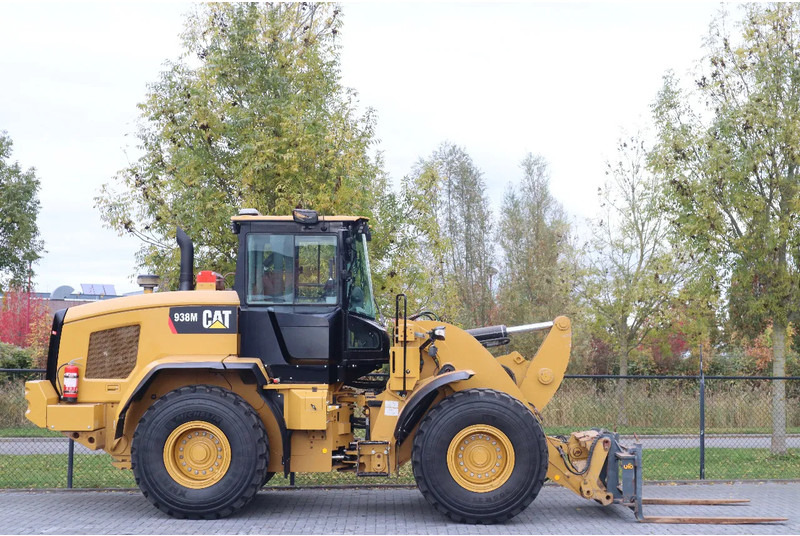 Caterpillar 938 M | 2X BUCKET | JIB | FORKS | BSS | GOOD CONDITION - Pala gommata: foto 4 Caterpillar 938 M | 2X BUCKET | JIB | FORKS | BSS | GOOD CONDITION - Pala gommata: foto 4