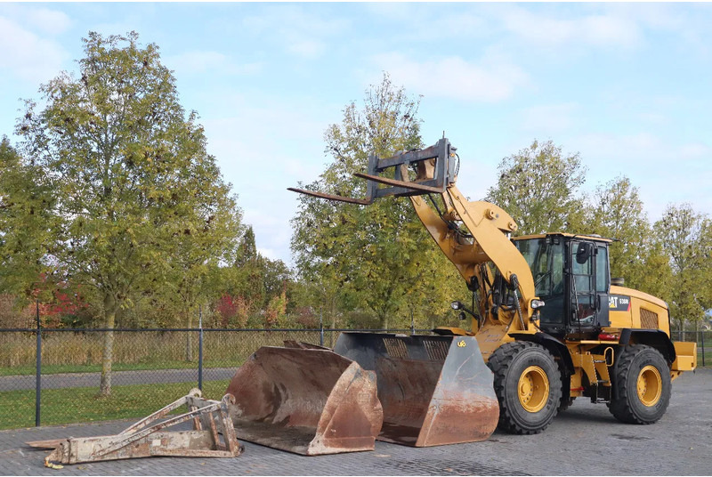 Caterpillar 938 M | 2X BUCKET | JIB | FORKS | BSS | GOOD CONDITION - Pala gommata: foto 2 Caterpillar 938 M | 2X BUCKET | JIB | FORKS | BSS | GOOD CONDITION - Pala gommata: foto 2