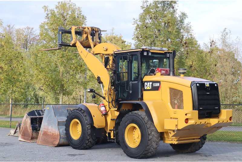 Caterpillar 938 M | 2X BUCKET | JIB | FORKS | BSS | GOOD CONDITION - Pala gommata: foto 3 Caterpillar 938 M | 2X BUCKET | JIB | FORKS | BSS | GOOD CONDITION - Pala gommata: foto 3