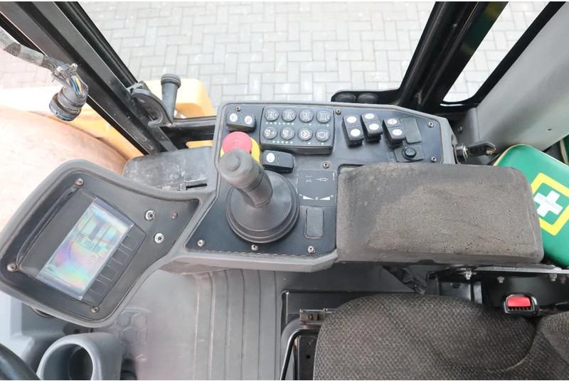 Rullo Caterpillar CS78B | TRIMBLE GPS | GOOD CONDITION: foto 16