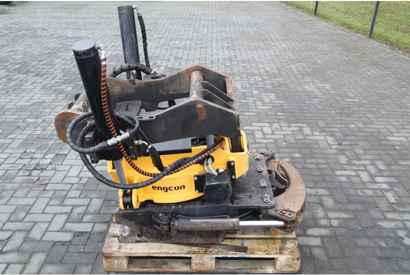 Engcon S80 | KM80 | GRIPPER | AUX HYDR. | GOOD CONDITION - Tiltrotator per Macchina da cantiere: foto 4 Engcon S80 | KM80 | GRIPPER | AUX HYDR. | GOOD CONDITION - Tiltrotator per Macchina da cantiere: foto 4